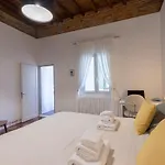 Oltrarno Suite