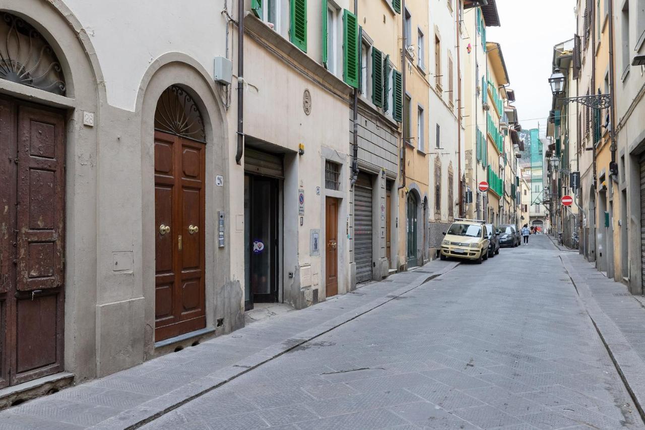 Oltrarno Apartamento *